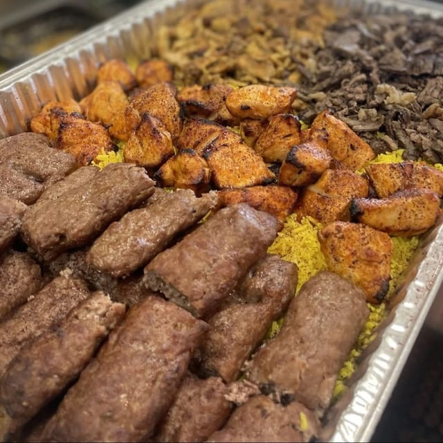 Party Tray Serves 10 People (allow 25 min prep time).